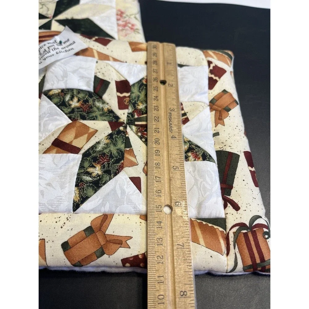 Pair of Amish Made “Spice” Hot Plate Holders Mats Floral Star Multi Colored